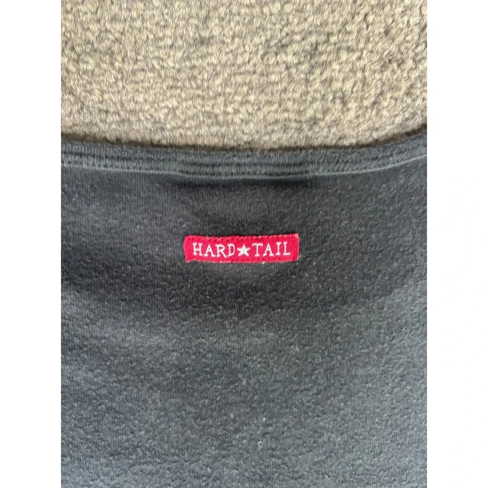Hardtalk Sweater Women's Size Small Black Knit Crew Neck Long Sleeve Pullover
